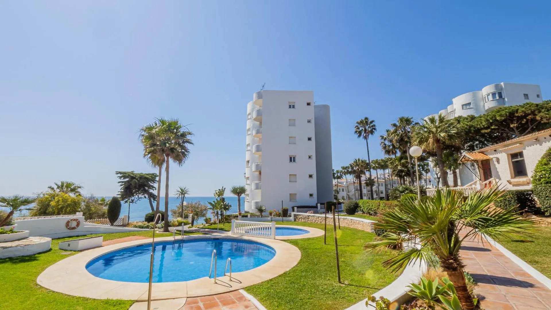 Cubo'S Estudio Algaida Calahonda Beach Sitio de Calahonda Apartment