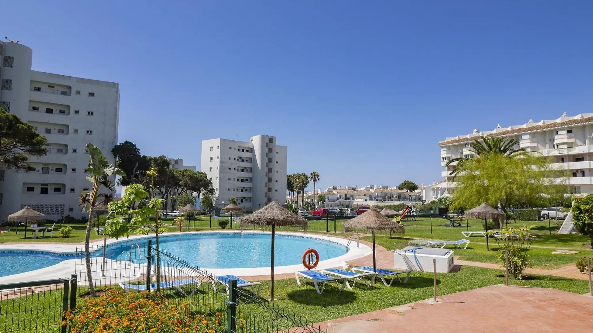 Cubo'S Estudio Algaida Calahonda Beach Sitio de Calahonda Apartman